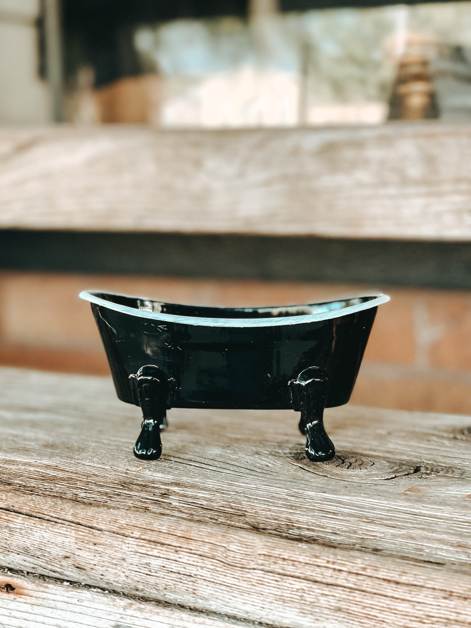 Black with White Rim Bathtub Soap Dish
